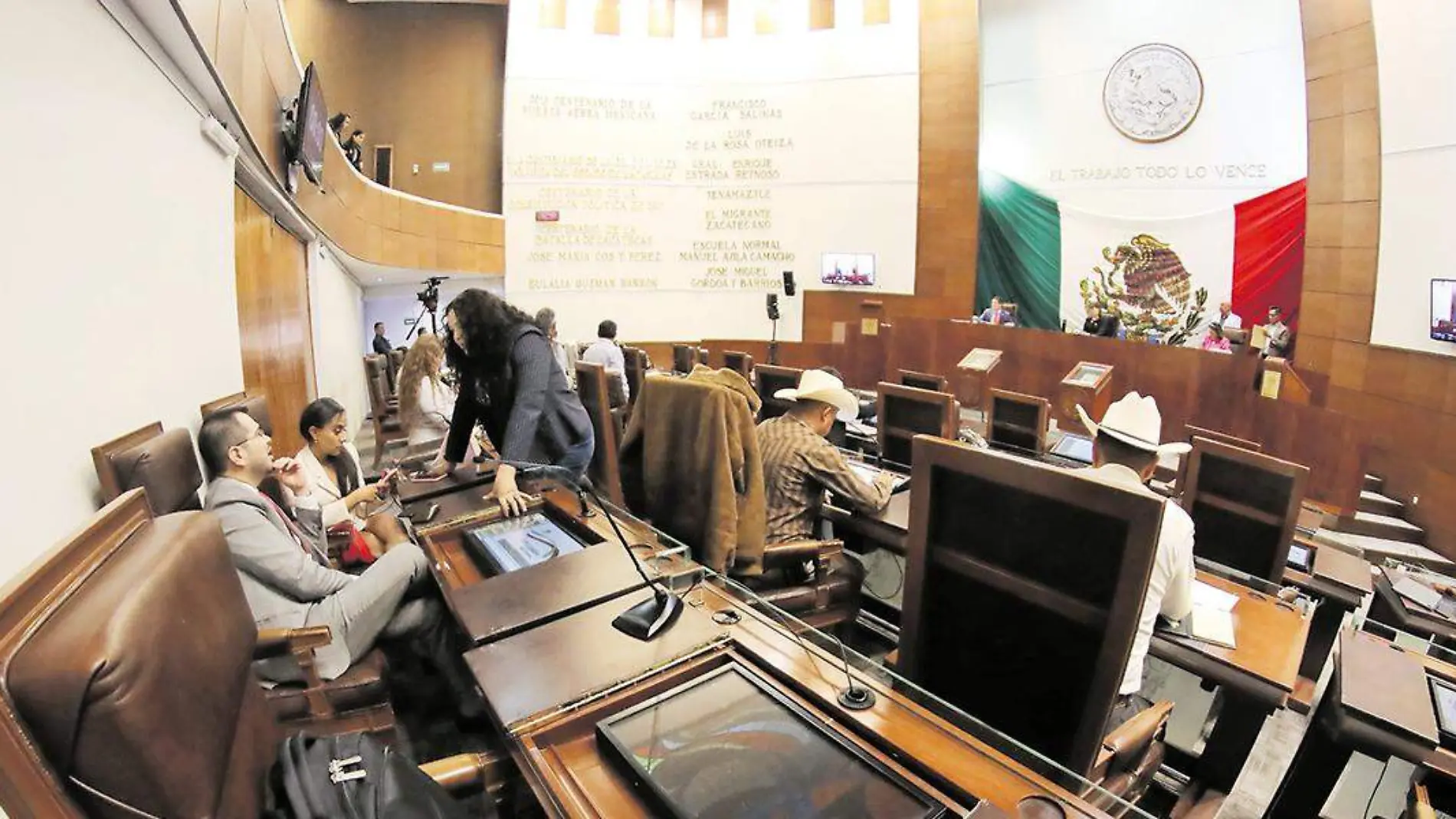 Sesión en el pleno de la Cámara de Diputados